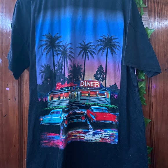 Shein graphic tee - Picture 1 of 1